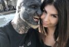 35-year-old man, whose body is completely covered with over 200 tattoos, transformed for the sake of his new girlfriend … you better take a sit before seeing him today in 1st comm ⬇